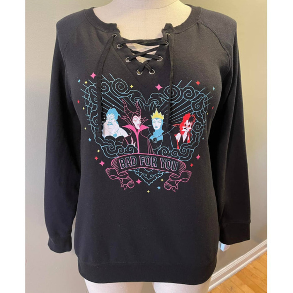 Torrid 1 (1X) Disney Villains Bad for You Lace Up Cozy Fleeceโ Pullover Hoodie
